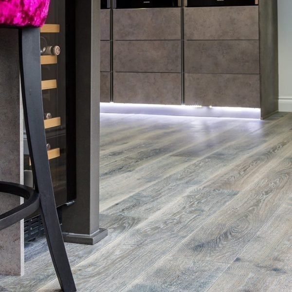 V4 WOOD FLOORING URBAN NATURE UN102