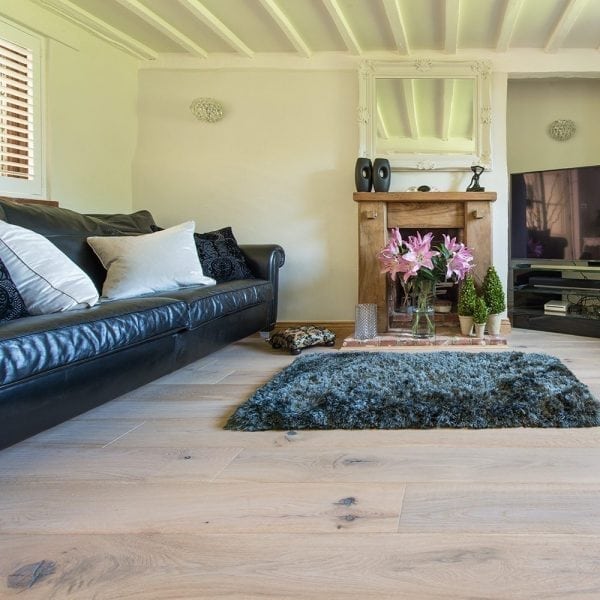 V4 WOOD FLOORING URBAN NATURE UN106