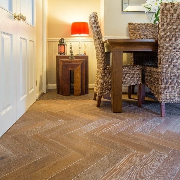 V4 WOOD FLOORING ZIGZAG ZB104