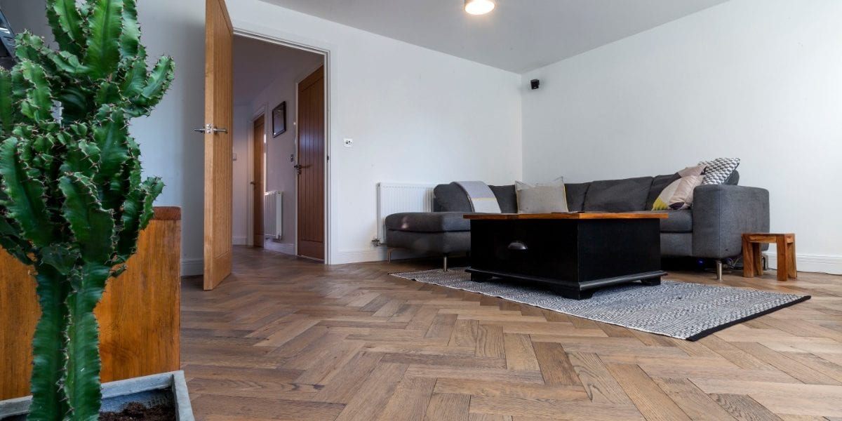 zigzag frozen umber oak floors in manchester home 6