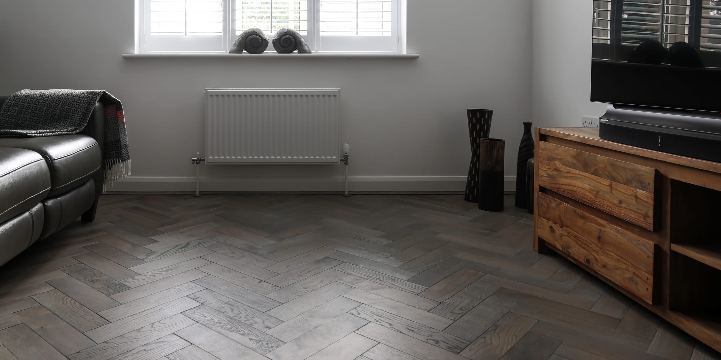 zigzag silver haze in cotswold home 3