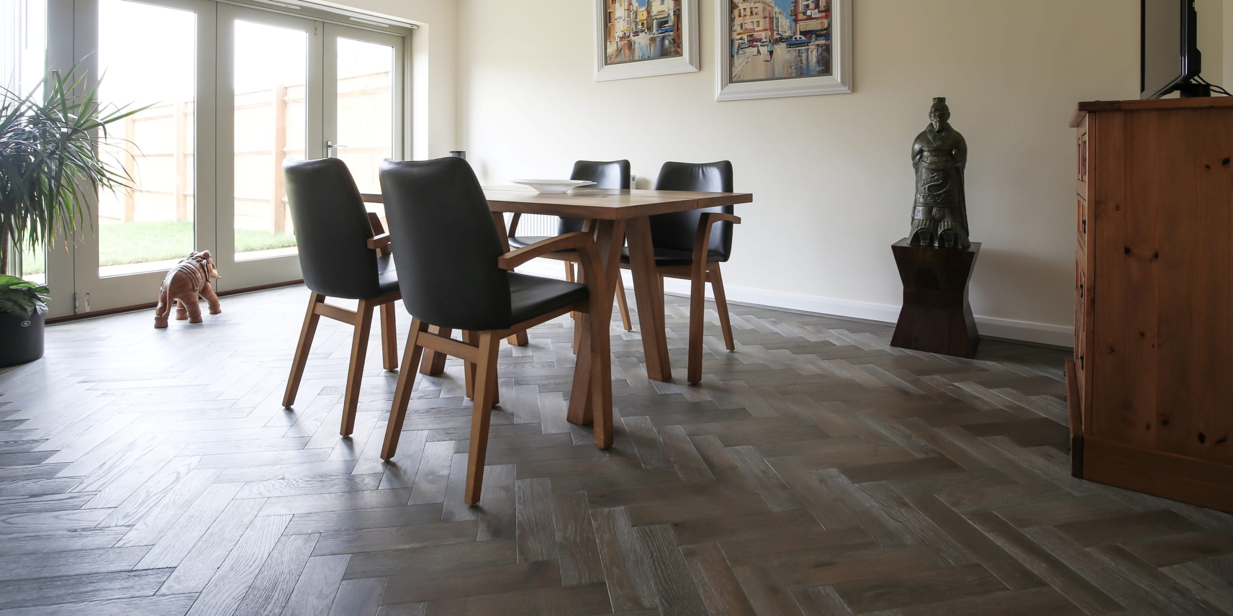 zigzag silver haze in cotswold home 4