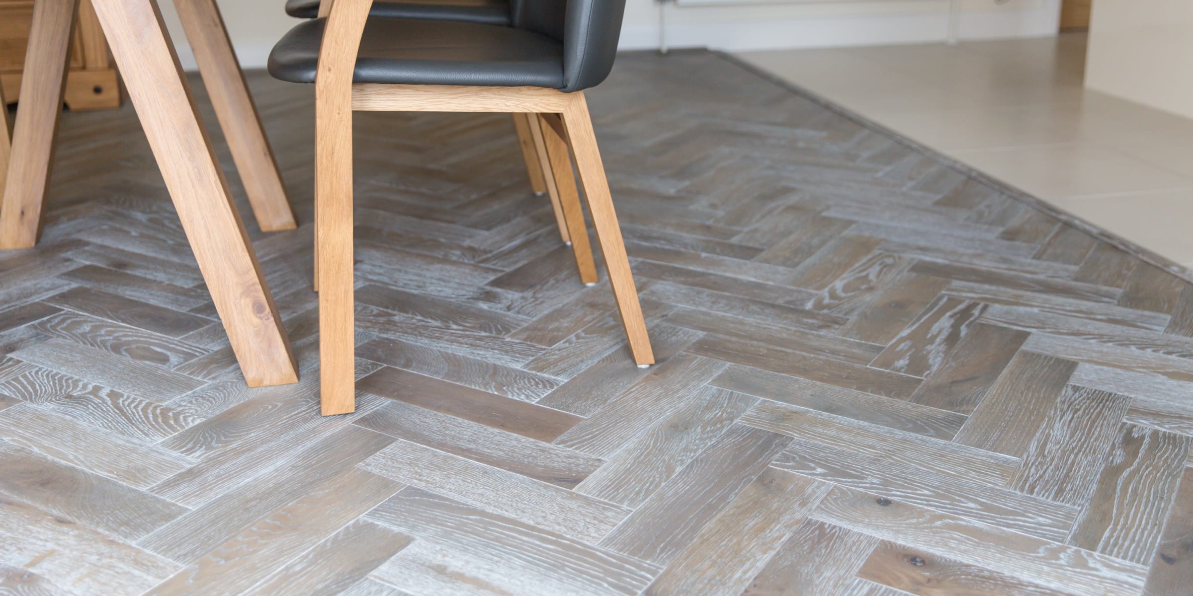 zigzag silver haze in cotswold home 7