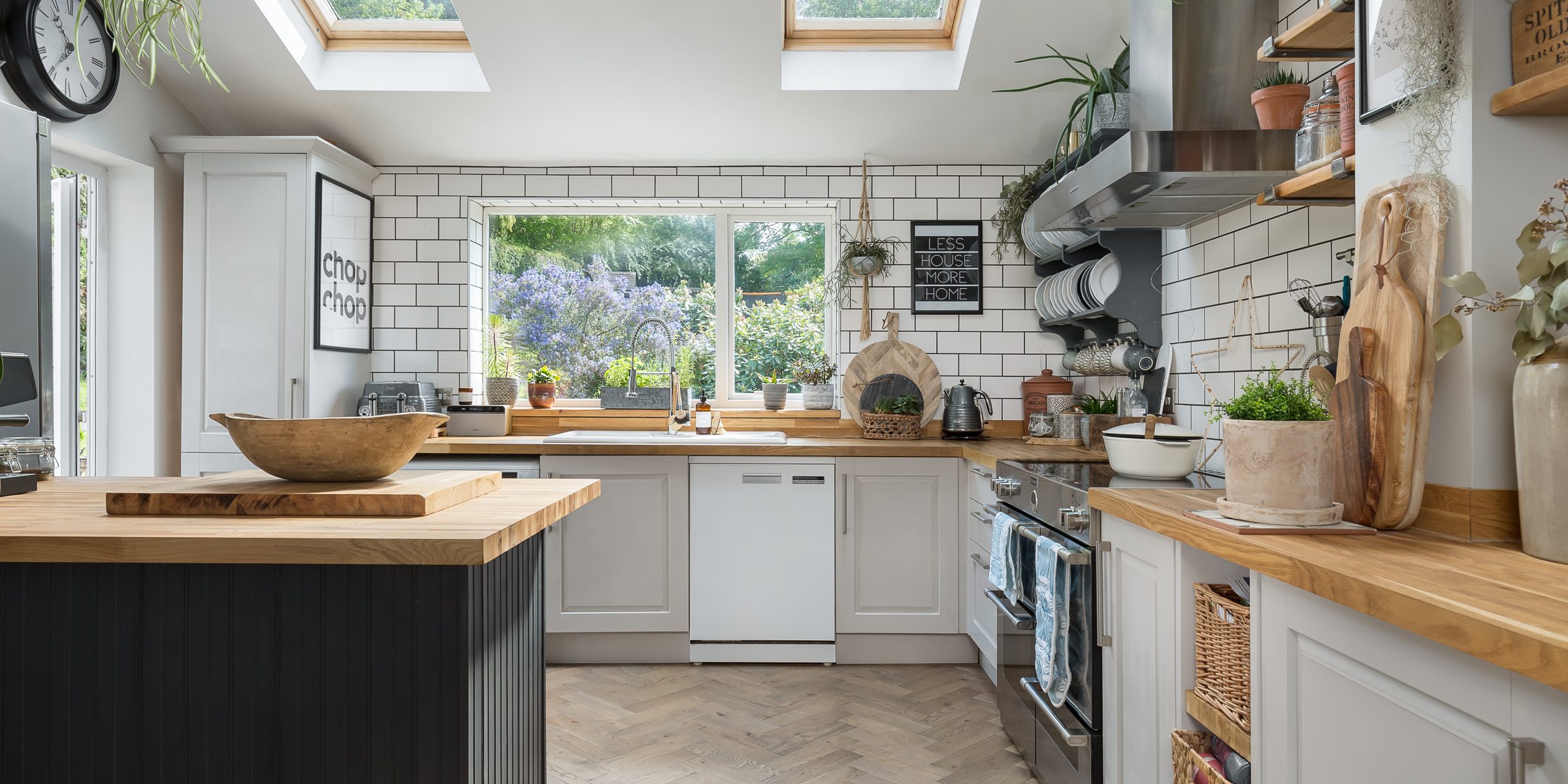 kitchen with zigzag frozen umber 2