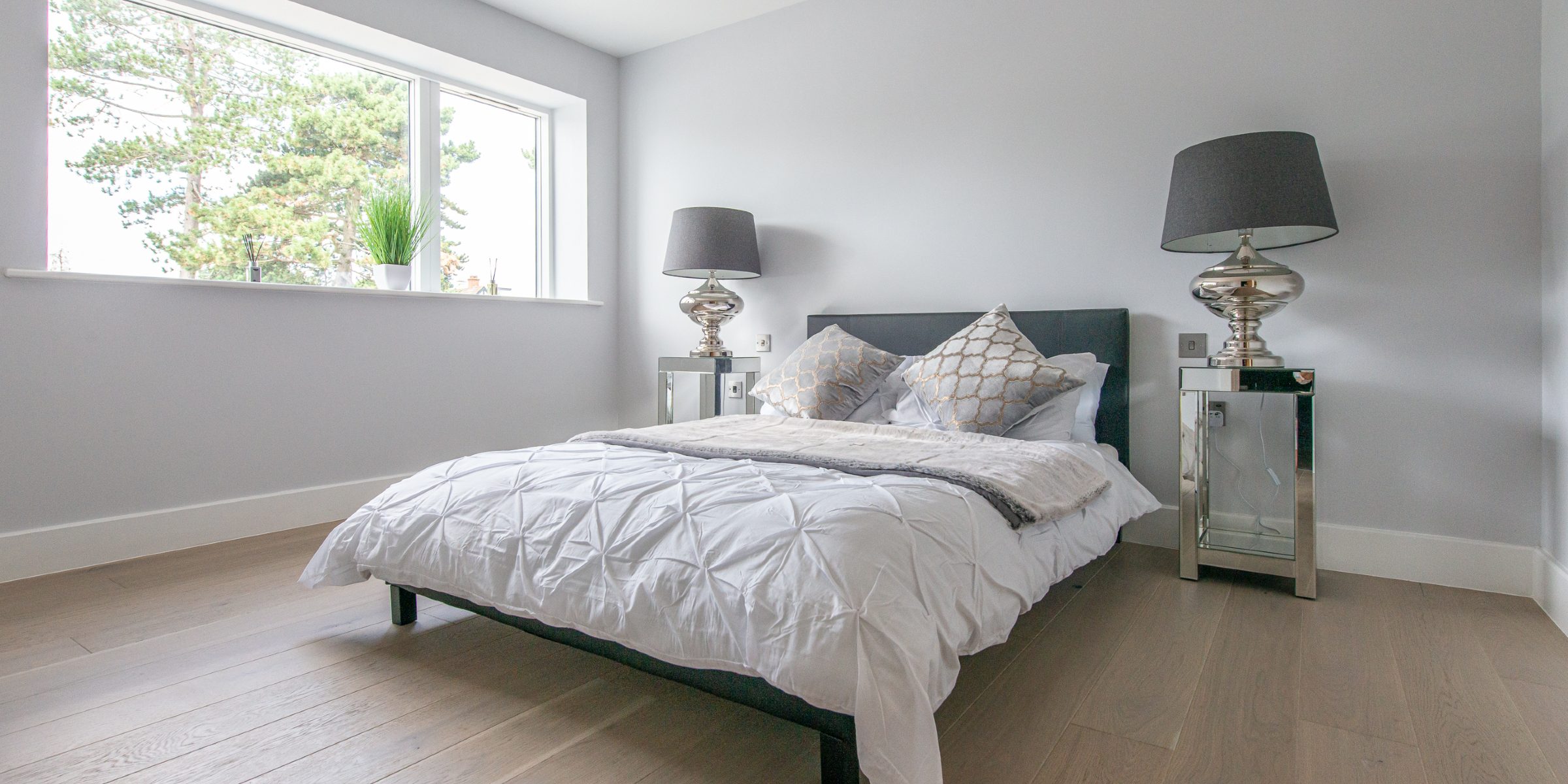 bedroom with Alpine Lock Fjordic Shore
